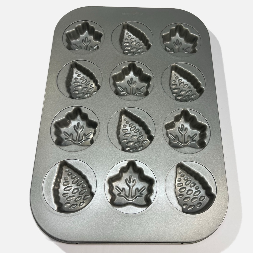 Pampered Chef Fall Harvest Mini Cake Pan Portion size 12 Muffin Brownie Mold - Picture 2 of 5